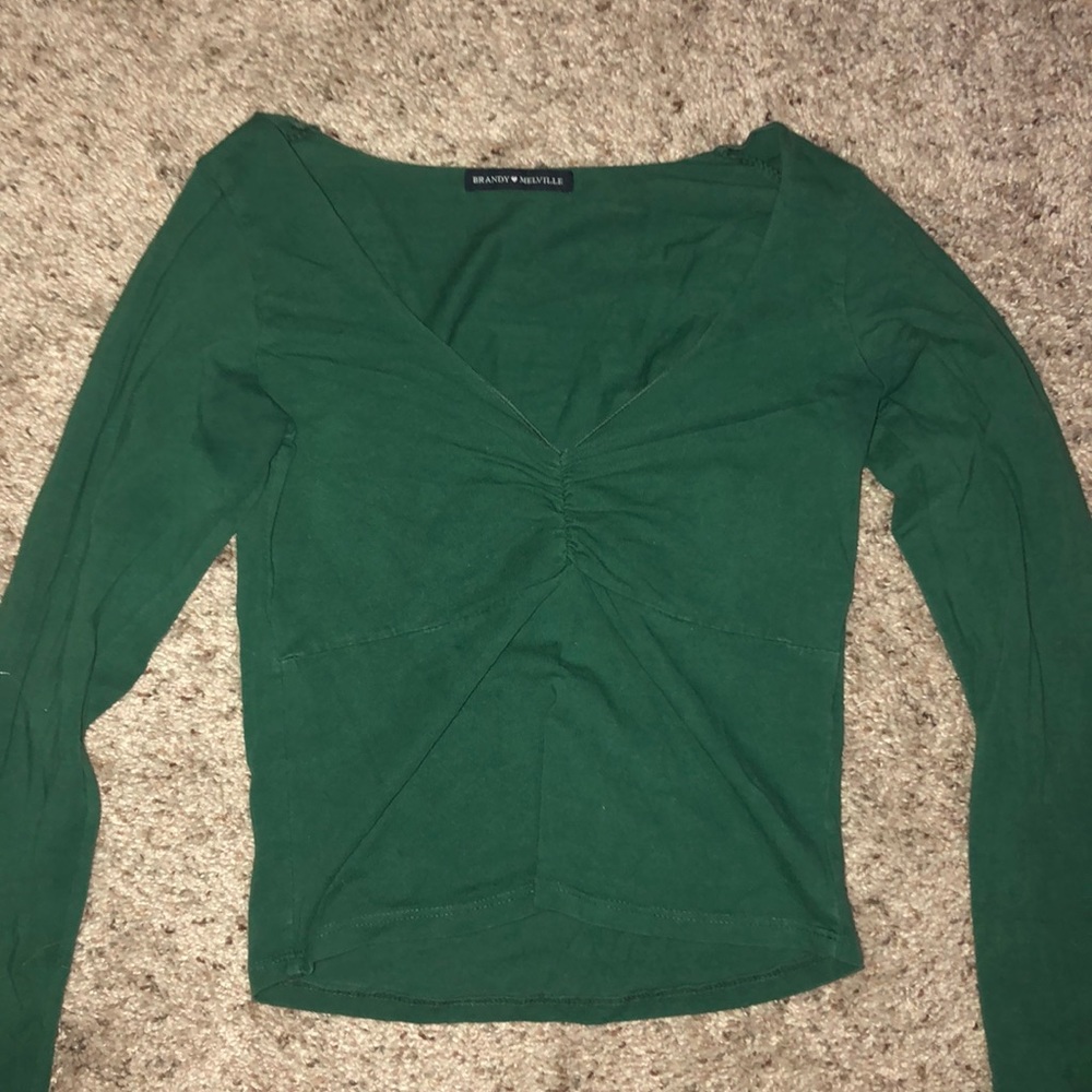 long sleeve V-cut
